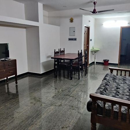 Tulip Villa 3Bhk 2Bhk And 1Bhk Located Near Chunnambar Boat House And Paradise Beach Pūrnānkuppam 外观 照片