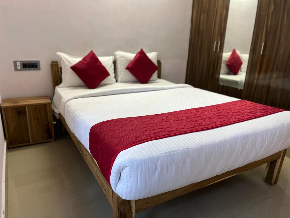 Tulip Villa 3Bhk 2Bhk And 1Bhk Located Near Chunnambar Boat House And Paradise Beach Pūrnānkuppam 外观 照片