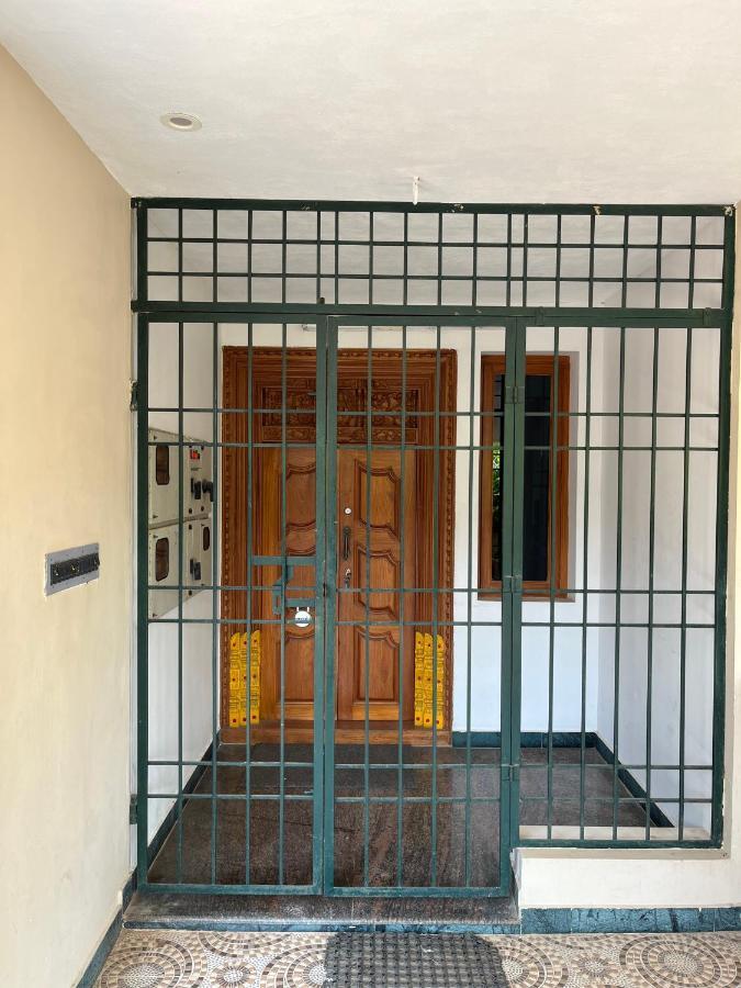 Tulip Villa 3Bhk 2Bhk And 1Bhk Located Near Chunnambar Boat House And Paradise Beach Pūrnānkuppam 外观 照片