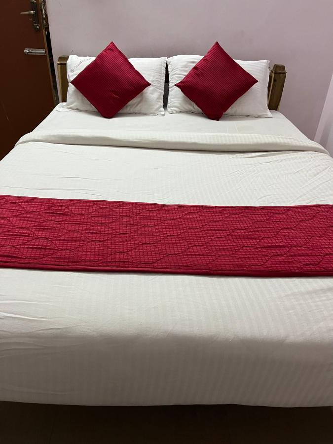 Tulip Villa 3Bhk 2Bhk And 1Bhk Located Near Chunnambar Boat House And Paradise Beach Pūrnānkuppam 外观 照片