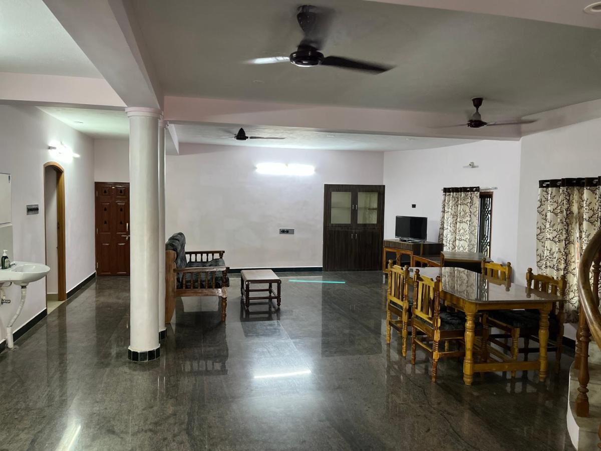 Tulip Villa 3Bhk 2Bhk And 1Bhk Located Near Chunnambar Boat House And Paradise Beach Pūrnānkuppam 外观 照片